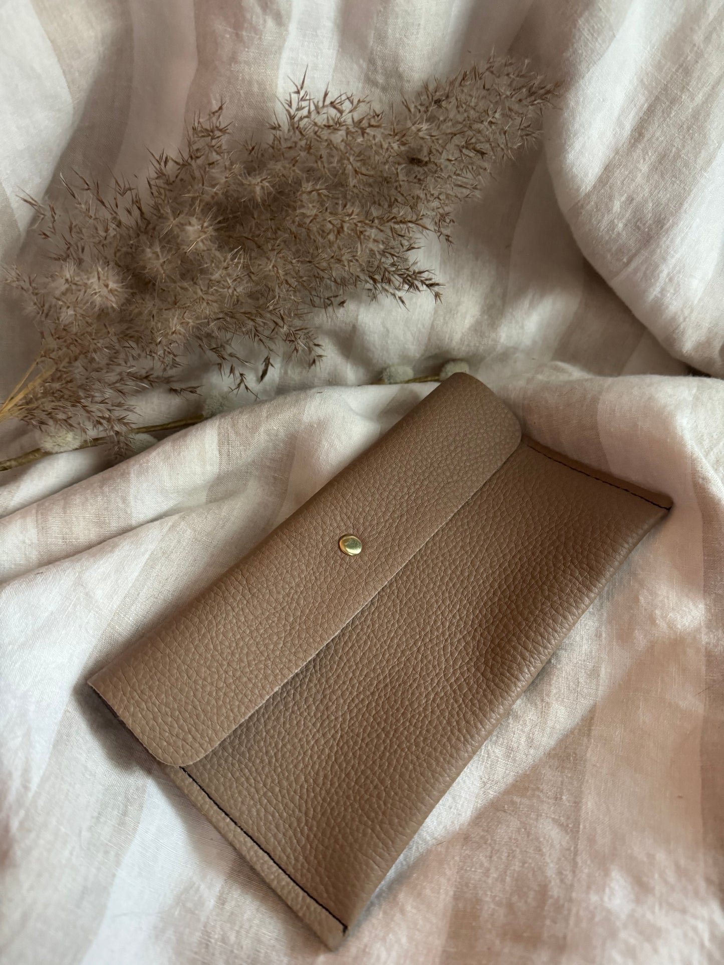 Hazel Handmade Leather Purse Beige ( Medium )