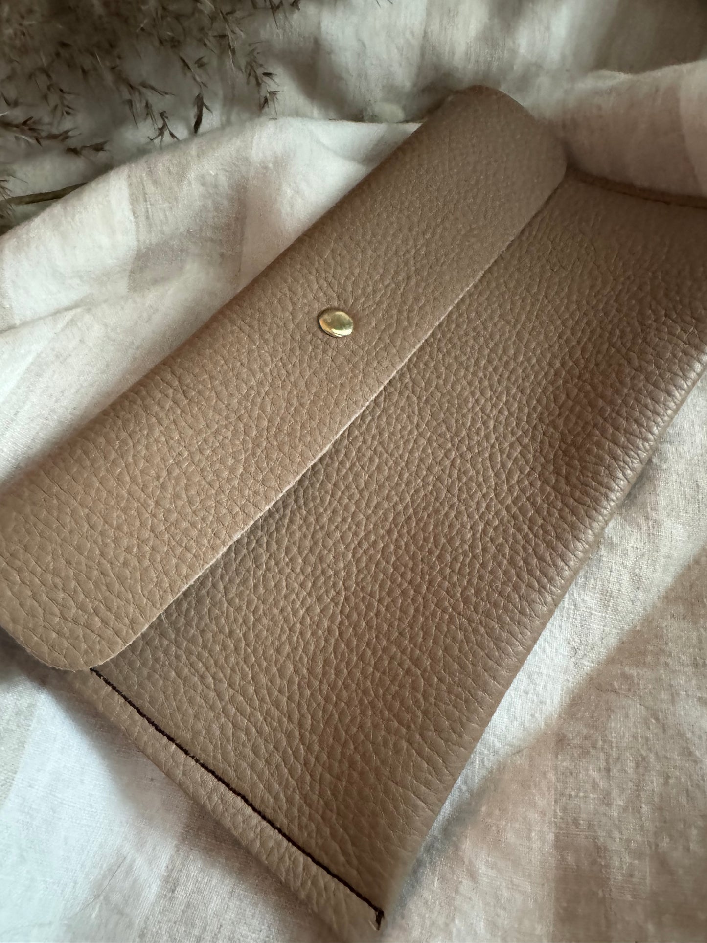 Hazel Handmade Leather Purse Beige ( Medium )